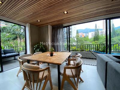 Apartamento de 2 alcobas en venta en Milla De Oro, Medellín, 112 m² · foto 2 de 13