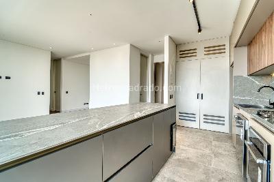Apartamento de 2 alcobas en venta en Santa Monica Residencial, Cali, 97 m² · foto 10 de 20
