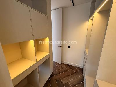 Apartamento de 3 alcobas en venta en Santa Monica Residencial, Cali, 161 m² · foto 8 de 19