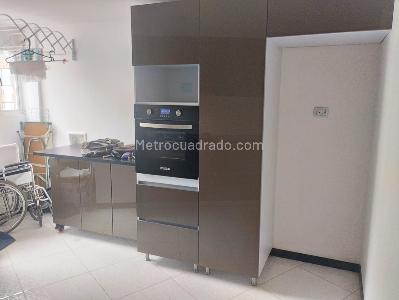 Apartamento de 3 alcobas en venta en La Castellana, Bogotá, 95 m² · foto 4 de 20