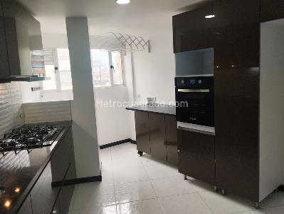 Apartamento en venta en La Castellana, Bogotá · foto 3 de 20