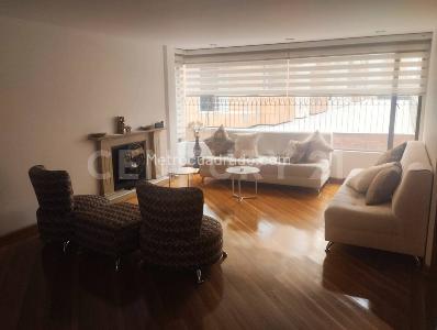 Apartamento de 4 alcobas en venta en Chico, Bogotá, 240 m² · foto 3 de 20