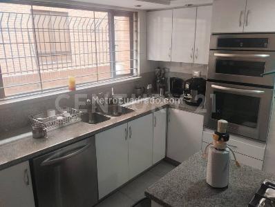 Apartamento de 4 alcobas en venta en Chico, Bogotá, 240 m² · foto 7 de 20