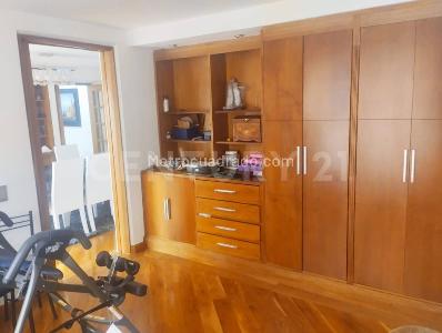 Apartamento de 4 alcobas en venta en Chico, Bogotá, 240 m² · foto 11 de 20