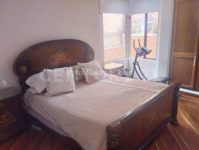 Apartamento de 4 alcobas en venta en Chico, Bogotá, 240 m² · foto 13 de 20