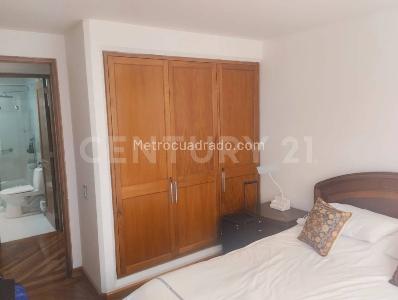 Apartamento de 4 alcobas en venta en Chico, Bogotá, 240 m² · foto 16 de 20