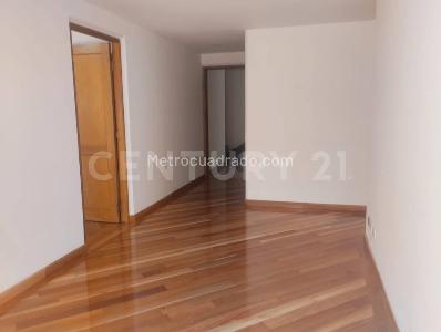 Apartamento de 4 alcobas en venta en Chico, Bogotá, 240 m² · foto 17 de 20