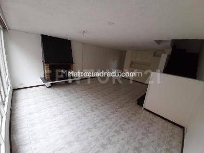 Apartamento de 3 alcobas en venta en Cataluna, Bogotá, 115 m² · foto 2 de 18