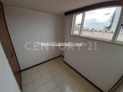 Apartamento de 3 alcobas en venta en Cataluna, Bogotá, 115 m² · foto 7 de 18