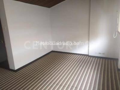 Apartamento de 3 alcobas en venta en Cataluna, Bogotá, 115 m² · foto 12 de 18