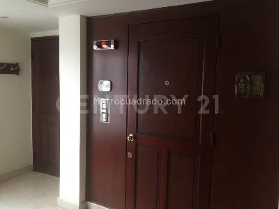 Apartamento de 4 alcobas en venta en Chico Navarra, Bogotá, 295 m² · foto 5 de 20