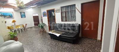 Casa de 5 alcobas en venta en Centro, Funza, 220 m² · foto 3 de 19