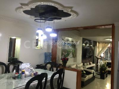 Casa de 3 alcobas en venta en Villa Paola, Funza, 230 m² · foto 4 de 19