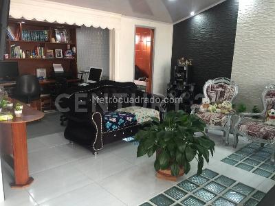 Casa de 3 alcobas en venta en Villa Paola, Funza, 230 m² · foto 7 de 19