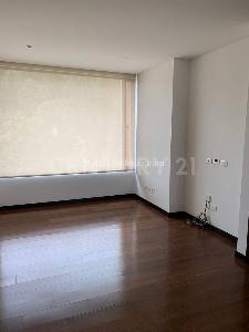 Apartamento de 3 alcobas en venta en El Castillo, Bogotá, 220 m² · foto 3 de 20