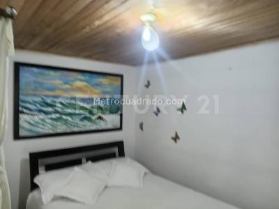 Casa de 5 alcobas en venta en Provivienda, Funza, 76 m² · foto 3 de 20
