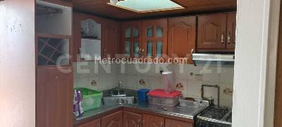 Casa de 5 alcobas en venta en Bosques De Mariana (Engativa), Bogotá, 230 m² · foto 6 de 10