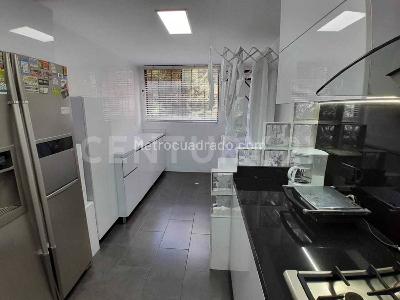 Apartamento en venta en Santa Barbara, Bogotá · foto 9 de 20