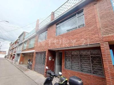 Casa de 4 alcobas en venta en Funza Villa Adriana, Funza, 252 m² · foto 17 de 17