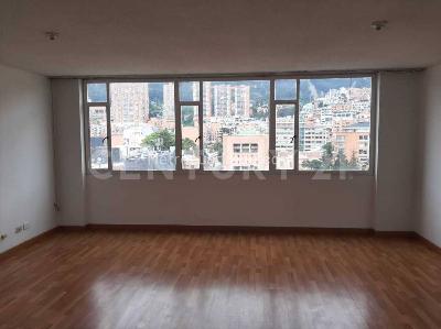 Apartamento en venta en Chapinero Central, Bogotá · foto 2 de 18