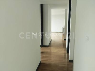 Apartamento en venta en Villas Del Mediterraneo, Bogotá · foto 7 de 20