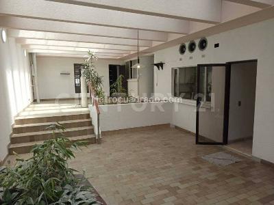Apartamento de 3 alcobas en venta en Chico, Bogotá, 240 m² · foto 6 de 20