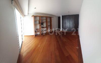 Casa de 4 alcobas en venta en Santa Paula, Bogotá, 285 m² · foto 8 de 20