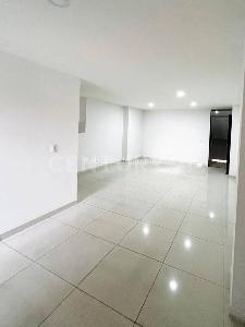 Casa de 5 alcobas en venta en Fontibon, Bogotá, 840 m² · foto 2 de 20