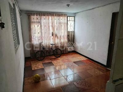 Casa de 5 alcobas en venta en Villa Claudia, Bogotá, 191 m² · foto 8 de 17