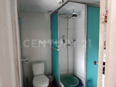 Casa de 5 alcobas en venta en Villa Claudia, Bogotá, 191 m² · foto 13 de 17