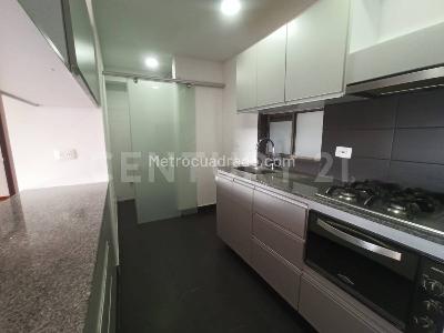Apartamento de 3 alcobas en arriendo en Colina Gilmar, Bogotá, 67 m² · foto 5 de 20