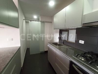 Apartamento de 3 alcobas en arriendo en Colina Gilmar, Bogotá, 67 m² · foto 6 de 20