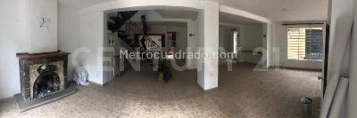 Casa de 5 alcobas en venta en Chapinero Alto, Bogotá, 572 m² · foto 3 de 10