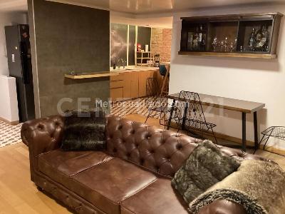 Apartamento de 2 alcobas en venta en Santa Barbara, Bogotá, 83 m² · foto 2 de 12