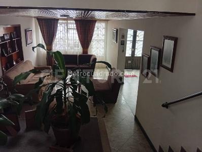 Casa de 5 alcobas en venta en J J Vargas, Bogotá, 172 m² · foto 10 de 20
