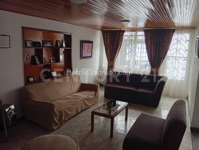 Casa de 5 alcobas en venta en J J Vargas, Bogotá, 172 m² · foto 11 de 20