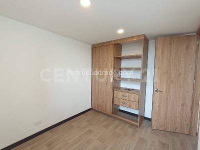 Apartamento en venta en El Vergel, Bogotá · foto 10 de 14
