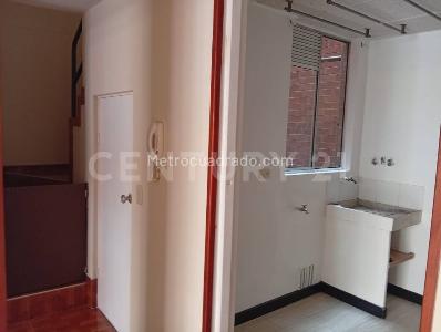 Apartamento de 4 alcobas en venta en El Cortijo, Bogotá, 73 m² · foto 10 de 20