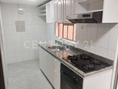 Casa de 4 alcobas en venta en Gratamira, Bogotá, 102 m² · foto 4 de 20