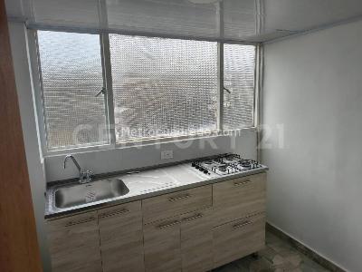 Casa de 5 alcobas en venta en La Estrada, Bogotá, 420 m² · foto 10 de 20