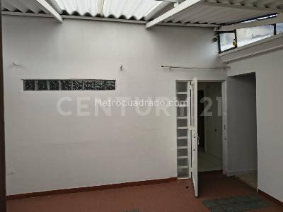 Casa de 5 alcobas en venta en La Estrada, Bogotá, 420 m² · foto 13 de 20