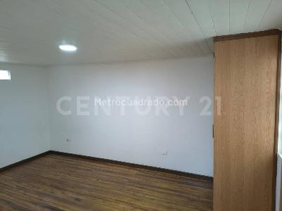 Casa de 5 alcobas en venta en La Estrada, Bogotá, 420 m² · foto 6 de 20