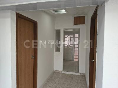 Casa de 5 alcobas en venta en La Estrada, Bogotá, 420 m² · foto 12 de 20