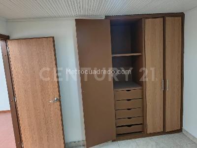 Casa de 5 alcobas en venta en La Estrada, Bogotá, 420 m² · foto 9 de 20