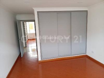 Apartamento en venta en Pontevedra, Bogotá · foto 12 de 18
