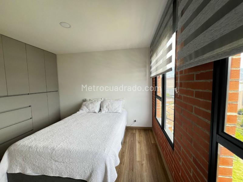 2BR Apartment in LOMA DEL BARRO (70 m²) - 3