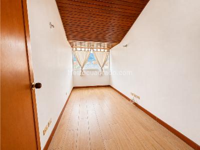Apartamento de 3 alcobas en venta en San Felipe, Bogotá, 100 m² · foto 9 de 12
