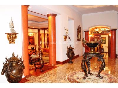 Casa de 5 alcobas en venta en Ciudad Jardin, Cali · foto 14 de 15