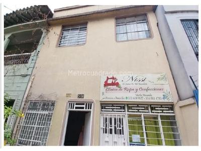 Casa de 5 alcobas en venta en San Fernando, Cali, 234 m² · foto 2 de 6