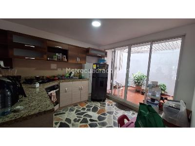 Casa de 5 alcobas en venta en Buenos Aires, Cali, 234 m² · foto 18 de 20